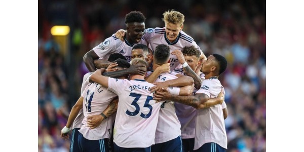 Arsenal remporte le premier match de la nouvelle saison